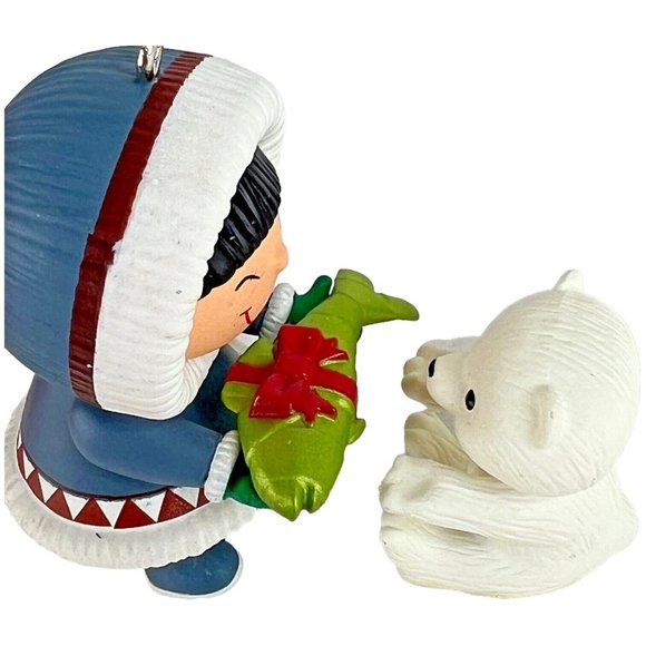 Hallmark Ornament Frosty Friend A Fish For Christmas Magic Cord Light Sound 2015 - Picture 3 of 11